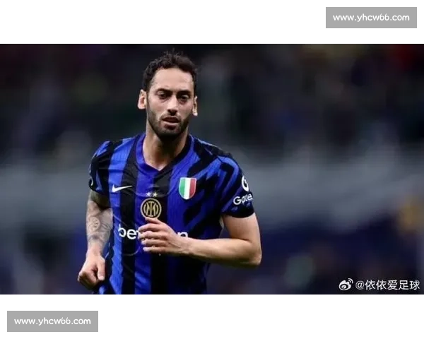 土媒：加拉塔萨雷暂停恰尔汗奥卢谈判，转攻曼城中场 B 席