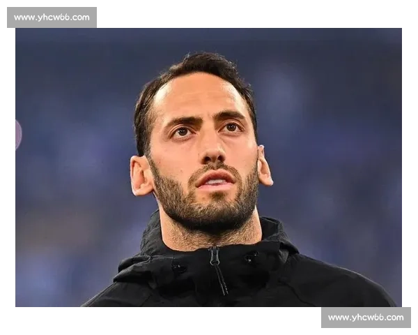 恰尔汗奥卢亲赴国米谈判！加拉塔萨雷求购中场核心，转会费分歧达 2500 万