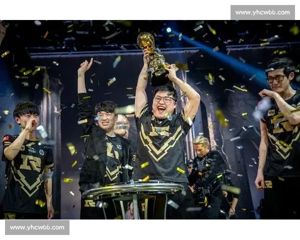 电竞豪门深度访谈：冠军背后的汗水与泪水